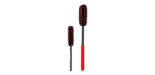 Laden Sie das Bild in den Galerie-Viewer, Griots Garage Two Microfiber Wheel Wands - Single