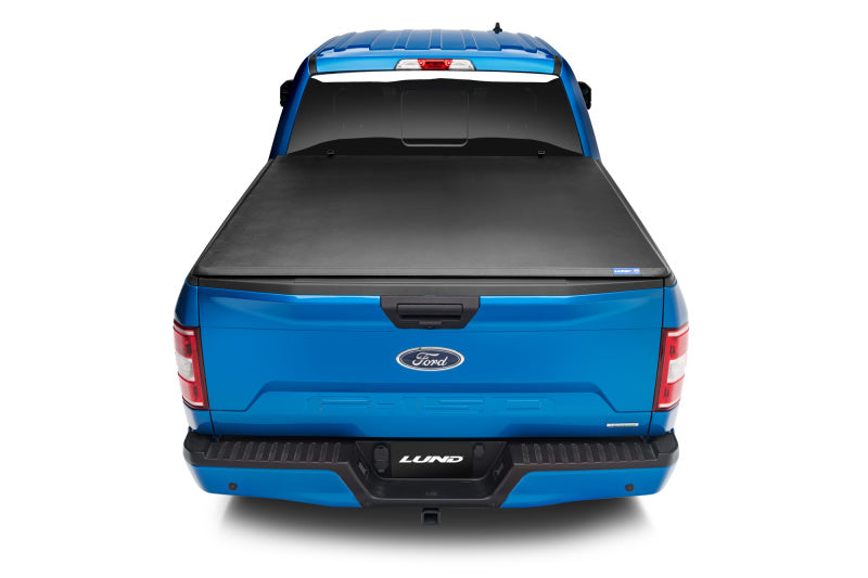 Lund 2024 Nissan Frontier 5ft. Bed - Genesis Tri-Fold Tonneau Cover - Black