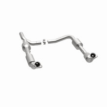 Carica l&#39;immagine nel visualizzatore di Gallery, MagnaFlow Conv Direct Fit OEM 07-08 Ford E-150