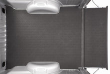 Carica l&#39;immagine nel visualizzatore di Gallery, BedRug 07-18 GM Silverado/Sierra 5ft 8in Bed BedTred Impact Mat (Use w/Spray-In &amp; Non-Lined Bed)