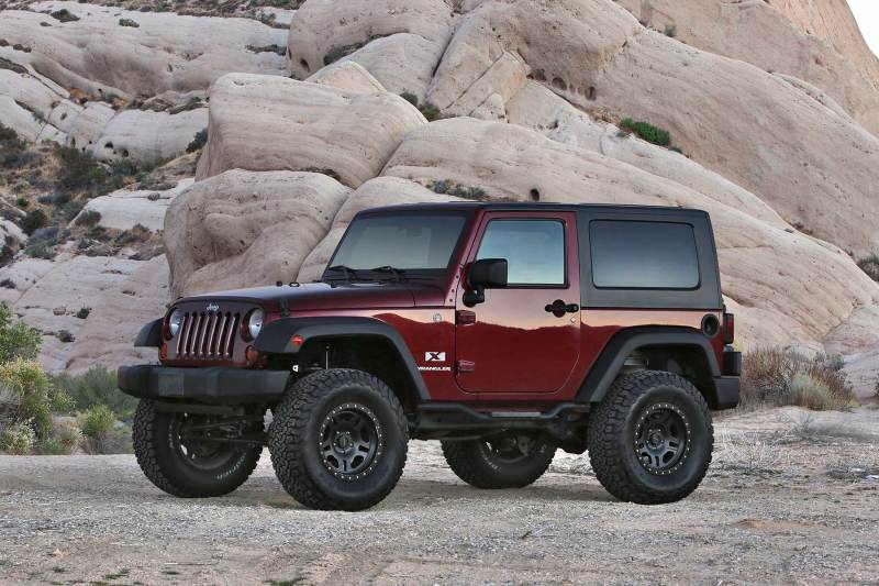 Fabtech 07-18 Jeep JK 4WD 2-Door 3in Trail System w/Perf. Shocks