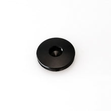 Laden Sie das Bild in den Galerie-Viewer, Turbosmart BOV Kompact Port Blanking Plug - Black