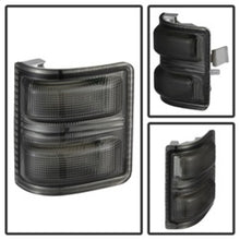Cargar imagen en el visor de la galería, xTune Ford Superduty 08-14 F250-F550 Amber LED Mirror Signal Lens - Smoke ACC-LED-FDSD08-MR-SM