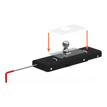 Carica l&#39;immagine nel visualizzatore di Gallery, Curt Gooseneck Hitch Isolator Film for Aluminum Truck Beds