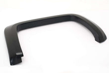 Laden Sie das Bild in den Galerie-Viewer, EGR 15+ Chevy Colorado 6ft Bed Rugged Look Fender Flares - Set (751494)