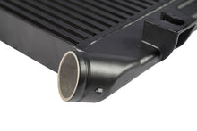 Laden Sie das Bild in den Galerie-Viewer, CSF 08-10 Ford Super Duty 6.4L Turbo Diesel Charge-Air-Cooler