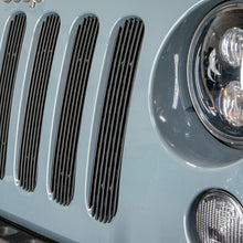 Cargar imagen en el visor de la galería, DV8 Offroad 2007-2018 Jeep JK Black Grille Inserts