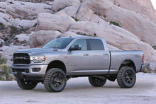 Carica l&#39;immagine nel visualizzatore di Gallery, Fabtech 19-20 Ram 2500 4WD 5in Radius Arm System w/Coil Springs &amp; DL Shocks