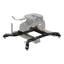 Carica l&#39;immagine nel visualizzatore di Gallery, Curt OEM Puck System 5th Wheel Roller Adapter for Ram