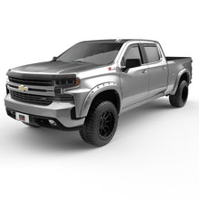 Carica l'immagine nel visualizzatore di Gallery, EGR 2019 Chevy 1500 Color Match Style Fender Flare - Set - Switchblade Silver
