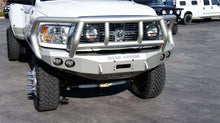 Carica l'immagine nel visualizzatore di Gallery, Road Armor 10-18 Ram 2500 Stealth Front Winch Bumper w/Titan II Guard - Tex Blk