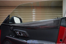 गैलरी व्यूवर में इमेज लोड करें, Revel GT Dry Carbon Door Trim Cover 2020 Toyota GR Supra - 2 Pieces