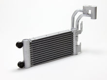गैलरी व्यूवर में इमेज लोड करें, CSF 07-13 BMW M3 (E9X) DCT Oil Cooler