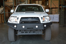 गैलरी व्यूवर में इमेज लोड करें, DV8 Offroad 05-15 Toyota Tacoma Front Bumper