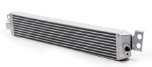 Charger l&#39;image dans la galerie, CSF 07-13 BMW M3 (E9X) Race-Spec Oil Cooler