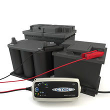 Carica l&#39;immagine nel visualizzatore di Gallery, CTEK Battery Charger - Multi US 7002