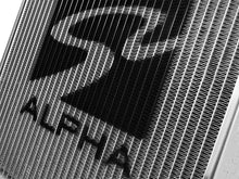 Laden Sie das Bild in den Galerie-Viewer, Skunk2 Alpha Series 92-00 Honda Civic Radiator (Half Size) (Dual Core) (Manual Trans.)