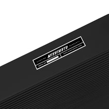 गैलरी व्यूवर में इमेज लोड करें, Mishimoto 11+ Chevrolet/GMC Duramax Intercooler (Black)