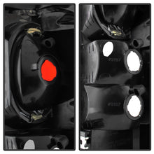 Laden Sie das Bild in den Galerie-Viewer, Spyder Chevy Silverado 1500/2500 99-02 (Not Stepside) Euro Style Tail Lights Chrm ALT-YD-CS99-C