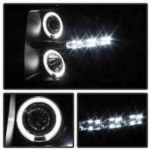 Laden Sie das Bild in den Galerie-Viewer, Spyder Chevy Silverado 1500/2500 07-13 Projector Headlights LED Halo LED Blk Smke PRO-YD-CS07-HL-BSM