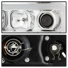 Charger l&#39;image dans la galerie, Spyder GMC Sierra 1500/2500/3500 07-13 V2 Projector Headlights - Chrome PRO-YD-GS07V2-LBDRL-C