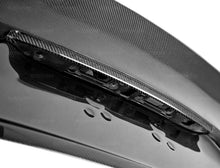Carica l&#39;immagine nel visualizzatore di Gallery, Seibon 14 Lexus IS250/350 C-Style Carbon Fiber Trunk Lid