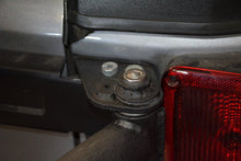 Charger l&#39;image dans la galerie, DV8 Offroad 07-18 Jeep Wrangler Body Mounted Tire Carrier