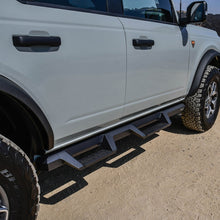 गैलरी व्यूवर में इमेज लोड करें, Westin/HDX 2021+ Ford Bronco Drop Nerf Step Bars - Textured Black