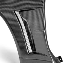 Laden Sie das Bild in den Galerie-Viewer, Seibon 99-01 Nissan Skyline R34 NSW-Style Carbon Fiber (Gloss Finish) Fenders (Pair)