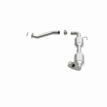 Laden Sie das Bild in den Galerie-Viewer, MagnaFlow Conv DF 07-08 Tundra 5.7L Driver Side OEM