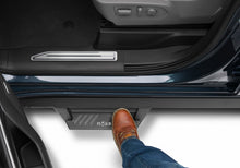 Carica l&#39;immagine nel visualizzatore di Gallery, N-Fab EPYX 19-21 GM Silverado/Sierra 1500 / 20-21 2500-3500 - Double Cab - Tex. Black