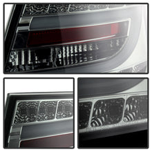 Carica l&#39;immagine nel visualizzatore di Gallery, Spyder Audi A6 05-08 4Dr Sedan Light Bar LED Tail Lights Smke ALT-YD-AA605-LBLED-SM