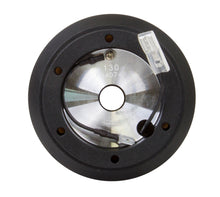 Laden Sie das Bild in den Galerie-Viewer, NRG Short Hub Adapter EK9 Civic / S2000 / Prelude