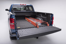 Carica l&#39;immagine nel visualizzatore di Gallery, BedRug 07-16 GM Silverado/Sierra 5ft 8in Bed Mat (Use w/Spray-In &amp; Non-Lined Bed)