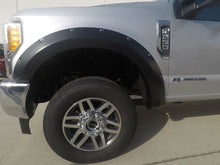 Carica l'immagine nel visualizzatore di Gallery, EGR 2017+ Ford Super Duty Redi-Fit Fender Flares - Set