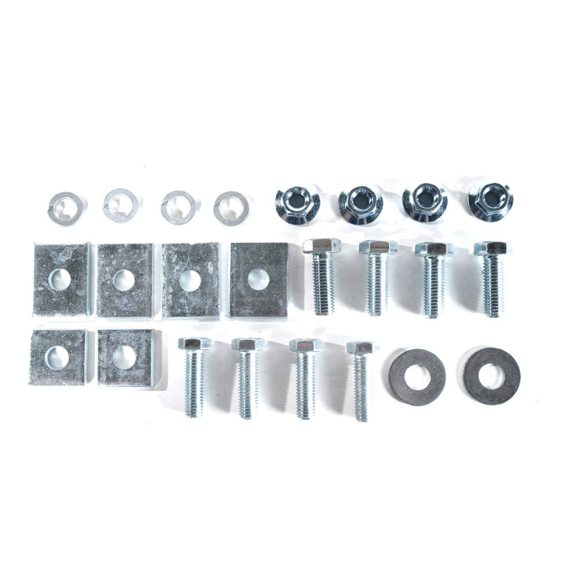 Curt 01-10 Chevrolet Silverado 2500HD (6ft/8ft Bed) Class 3 Trailer Hitch w/2in Receiver