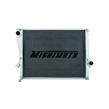 Charger l&#39;image dans la galerie, Mishimoto 99-02 BMWZ3 Manual X-Line (Thicker Core) Aluminum Radiator