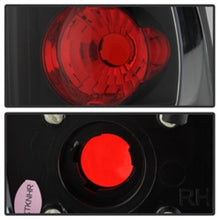 Carica l&#39;immagine nel visualizzatore di Gallery, Spyder Toyota Tacoma 05-15 Euro Style Tail Lights Black ALT-YD-TT05-BK