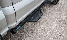 Laden Sie das Bild in den Galerie-Viewer, Lund 14-18 Toyota 4Runner SR5/Trail/TRD PRO Terrain HX Step Nerf Bars - Black