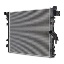 Laden Sie das Bild in den Galerie-Viewer, Mishimoto 07-15 Jeep Wrangler JK Replacement Radiator - Plastic