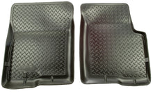 गैलरी व्यूवर में इमेज लोड करें, Husky Liners 86-96 Jeep Wrangler Classic Style Black Floor Liners