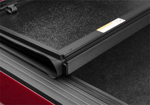Cargar imagen en el visor de la galería, UnderCover 19-20 Chevy Silverado 1500 (w/ or w/o MPT) 5.8ft Flex Bed Cover