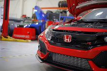 Carica l'immagine nel visualizzatore di Gallery, Perrin 2017+ Honda Civic Type R Front Mount Intercooler - Silver
