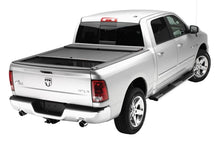 Carica l'immagine nel visualizzatore di Gallery, Roll-N-Lock 09-17 Dodge Ram 1500 XSB 67in M-Series Retractable Tonneau Cover