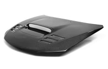 गैलरी व्यूवर में इमेज लोड करें, Seibon 08-09 Subaru WRX/STi CWII-style Carbon Fiber Hood