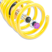 Laden Sie das Bild in den Galerie-Viewer, KW Coilover Kit V3 2018+ Ford Mustang w/o Electronic Dampening