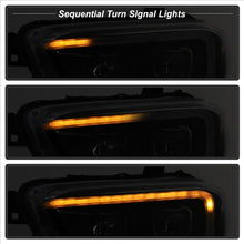 Carica l&#39;immagine nel visualizzatore di Gallery, xTune 16-18 Toyota Tacoma SR/SR5 DRL Proj Headlights w/Turn Signal - Blk (PRO-JH-TTA16-SR-BK)