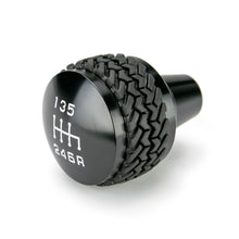 Cargar imagen en el visor de la galería, DV8 Offroad 2011-2018 Jeep JK 6-Speed Shift Knob Black