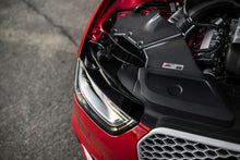 Charger l&#39;image dans la galerie, AWE Tuning B8.5 3.0T S-FLO Carbon Intake