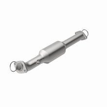 Cargar imagen en el visor de la galería, Magnaflow Converter DF 05-11 Toyota Tacoma 4.0L